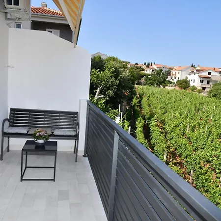 Mandalena With Terrace, 1 Min Walk To The