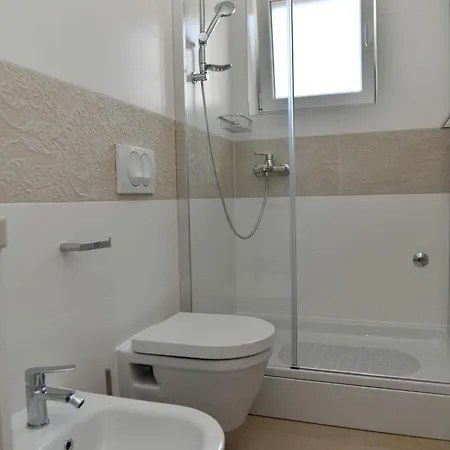 شقة Mandalena With Terrace, 1 Min Walk To The