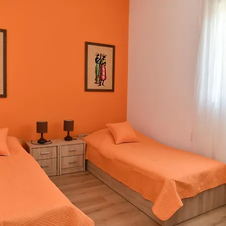 Mandalena With Terrace, 1 Min Walk To The